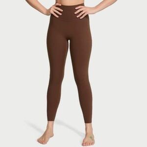 NWT Victoria’s Secret Essentials Pocket Legging brown/coffee size L